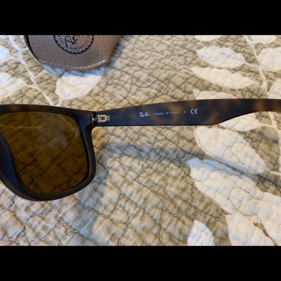 Justin Raybans - Picture 5 of 6
